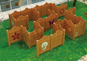 Large toyWooden fence maze