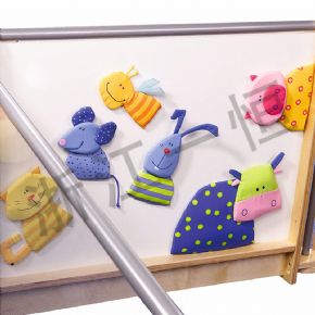 Developing language cognitionMagnetic stickers - animals